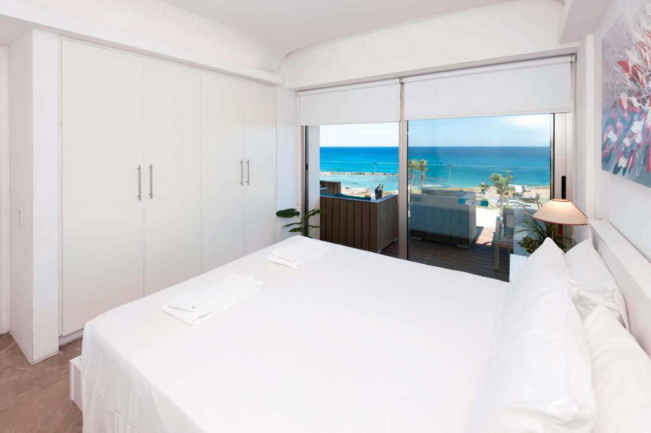 Apartment Marina - Beachfront Протарас Экстерьер фото